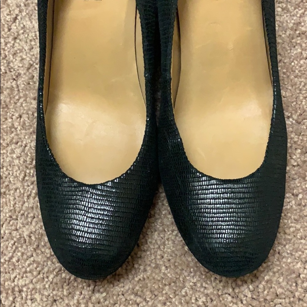 Classic Ann Taylor Black Wedges